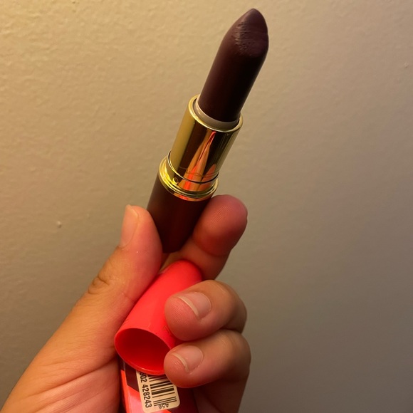 MAC Leap of Delight Lipstick Dark Purple - Picture 2 of 2